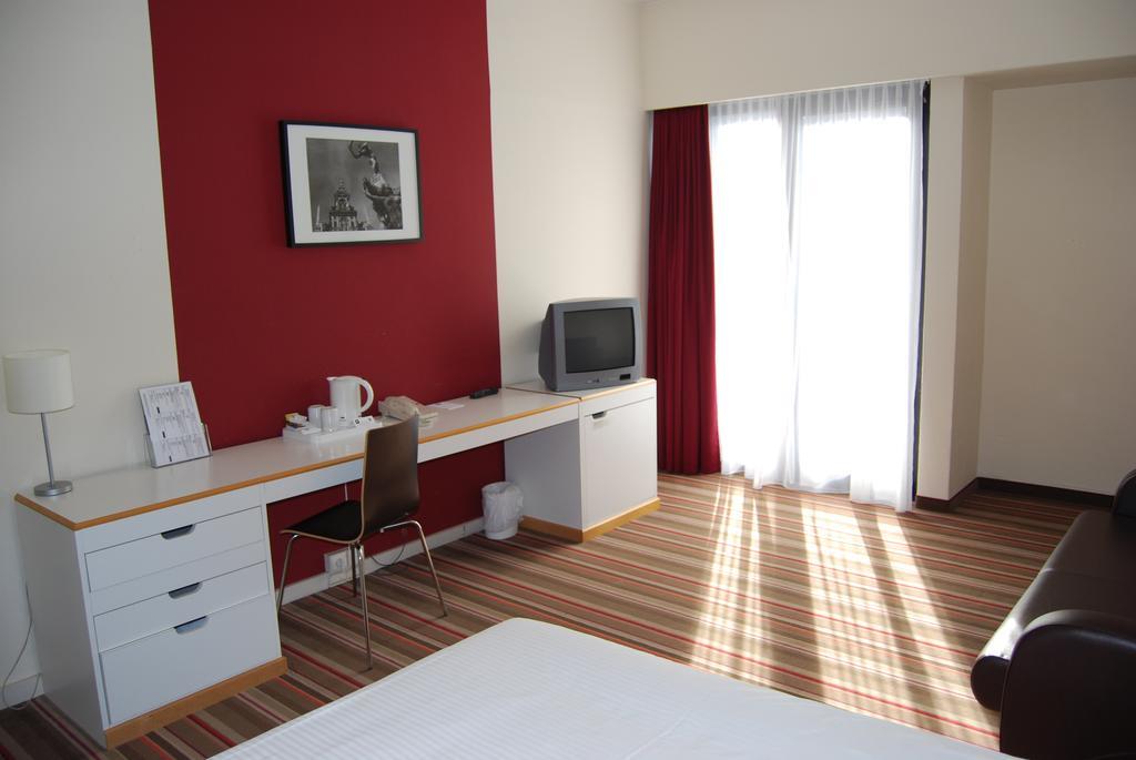 Hampton'S Hotel Namur Wépion Стая снимка