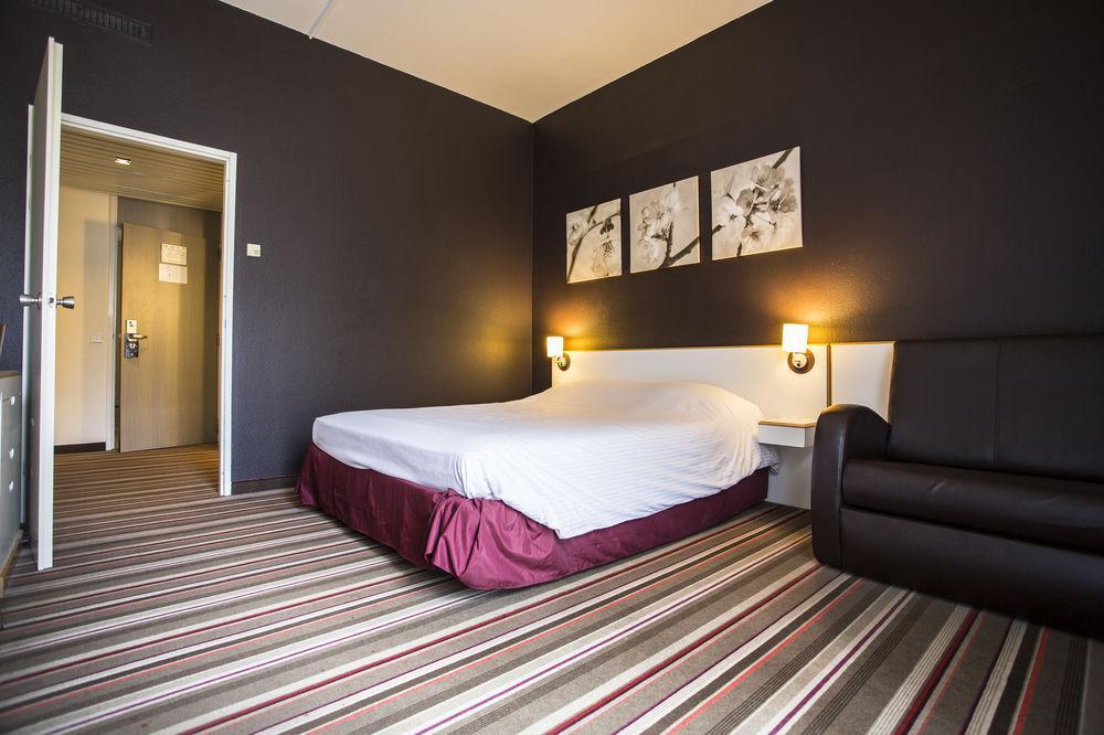 Hampton'S Hotel Namur Wépion Екстериор снимка
