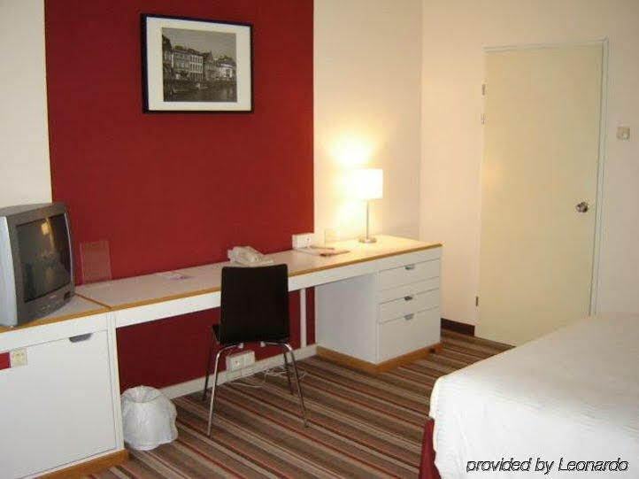 Hampton'S Hotel Namur Wépion Стая снимка